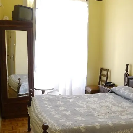 Gasthof Residencial Luz Tomar