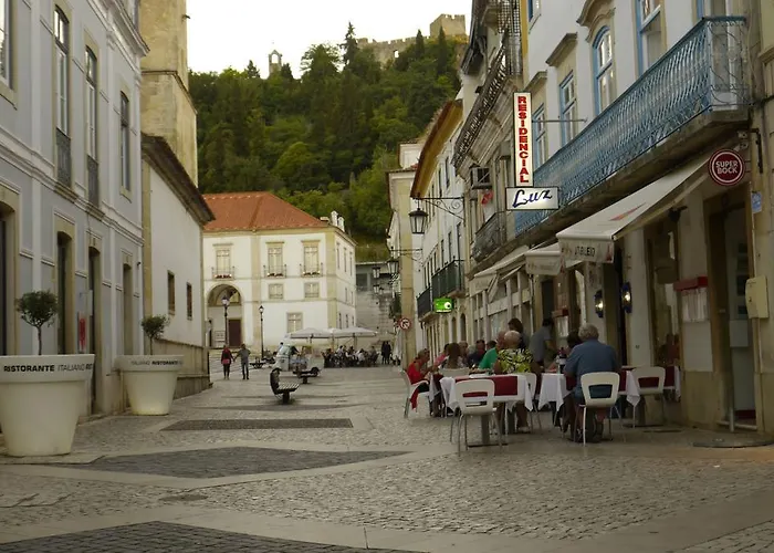 Casa de hóspedes Residencial Luz Tomar